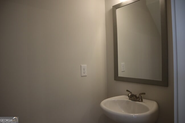 Photo - 692 Urban Grange Wy