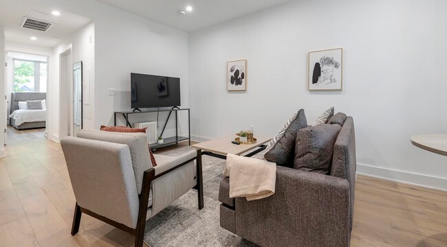 Photo - 1335 Pennsylvania Ave. SE Unit 4