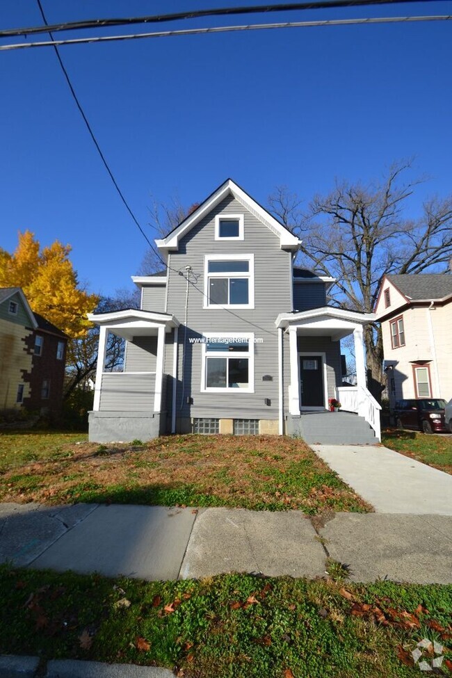 Building Photo - Lease Purchase for Evanston 5 Bedroom 3 Ba... Rental