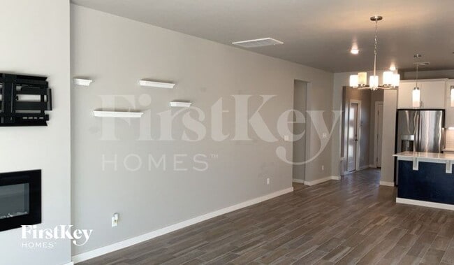 Photo - 612 NW 182nd St