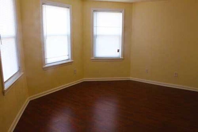 427 W 30th St Unit 30TH427#B-MW