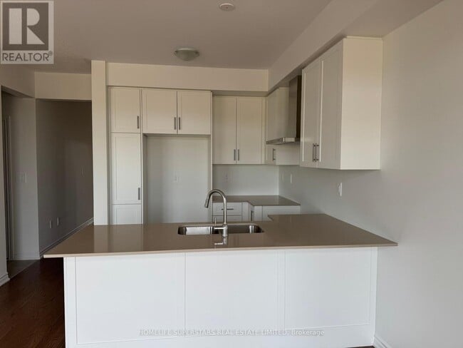 Photo - 1583 Savoline Blvd