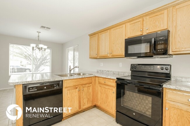 Photo - 2612 E Paradise Ln