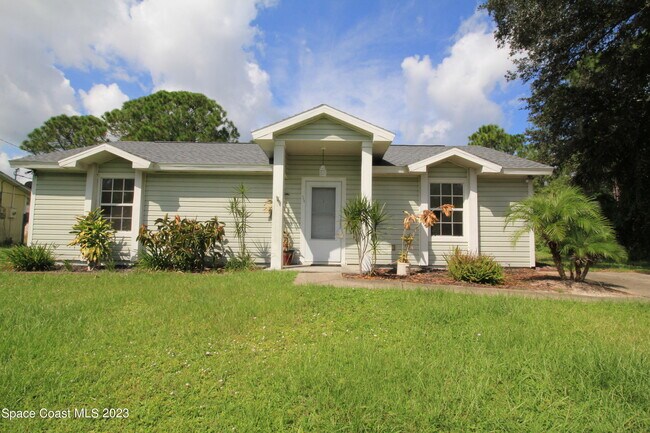 Photo - 220 Tipton Rd SW