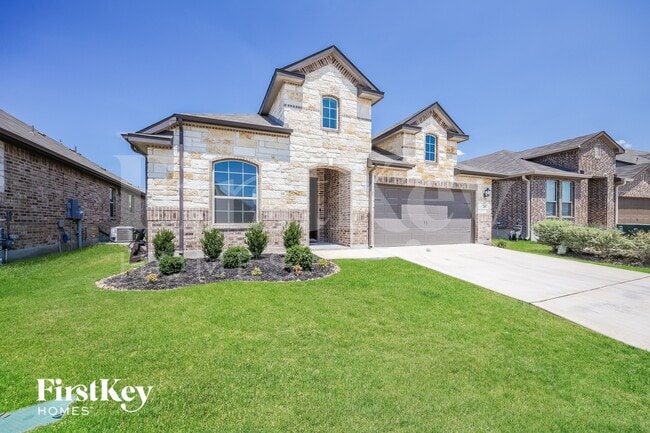 Photo - 2207 Tiptop Ln