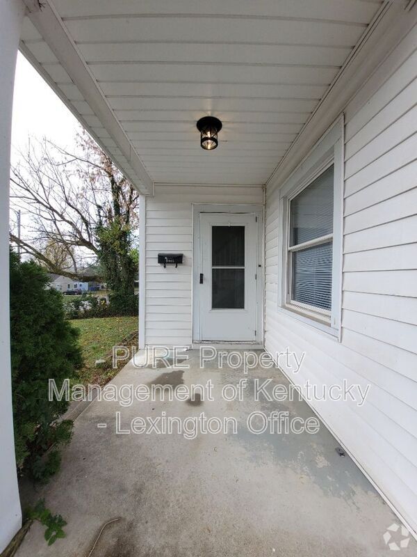 Building Photo - 1005 Meadow Ln Rental