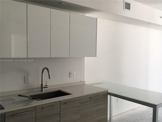 Photo - 1300 Brickell Bay Dr Unit 710