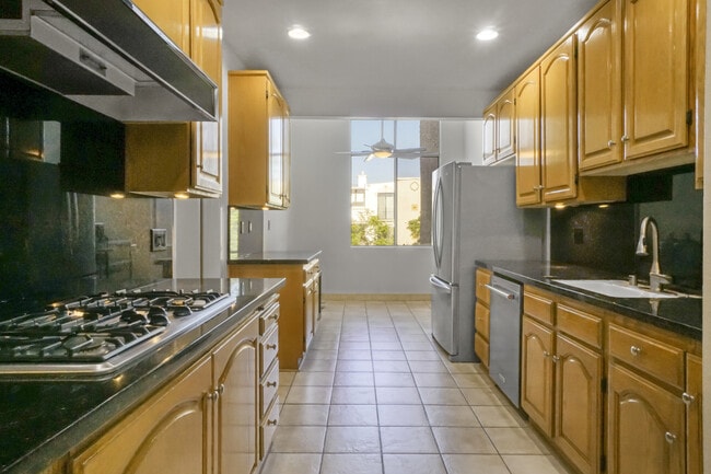 Photo - 1531 Camden Ave