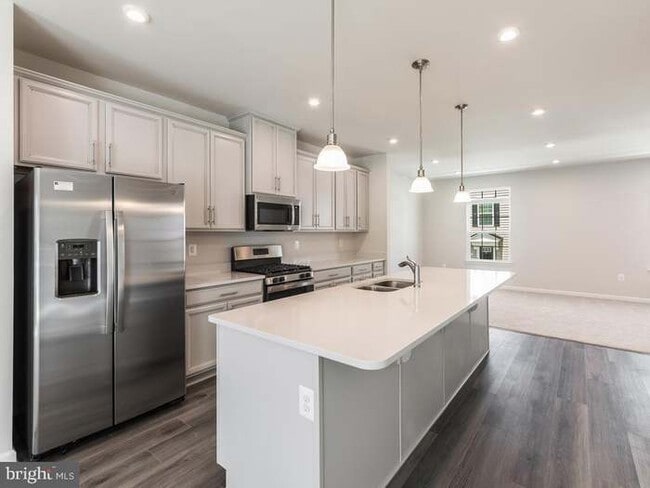 Photo - 1124 Dovetail Cir