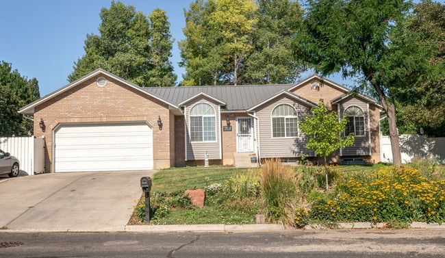 Beautiful 6 bed home! - Beautiful 6 bed home!