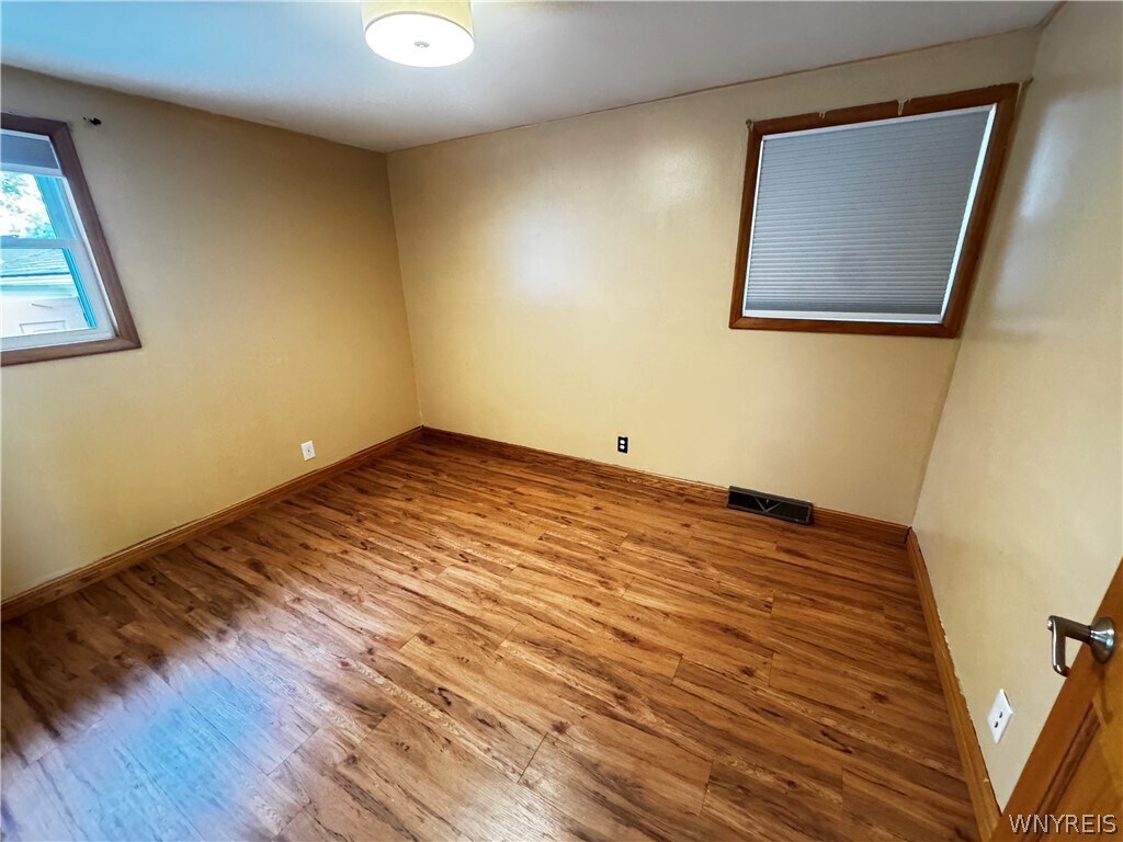 Photo - 13 Satinwood Dr