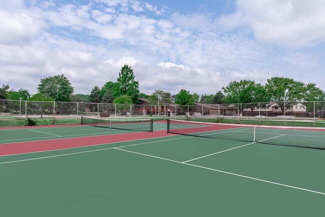 Oaks at Hampton Apartments