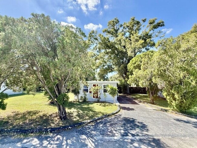 Photo - 4091 58th Ave N