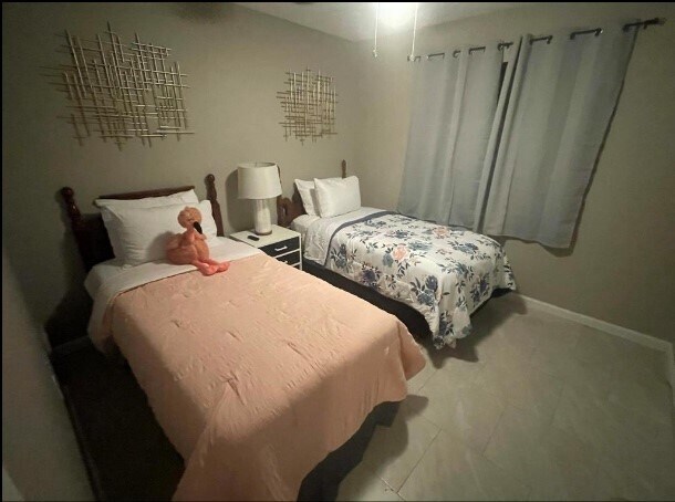 Photo - 5711 Toddington Rd