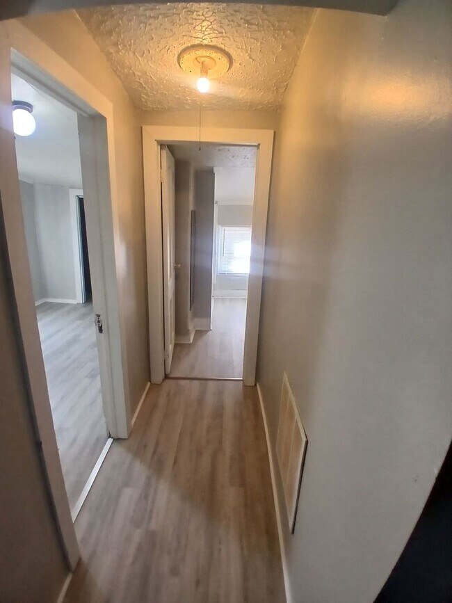 Photo - Near Local Parks! Unit 1517 1/2
