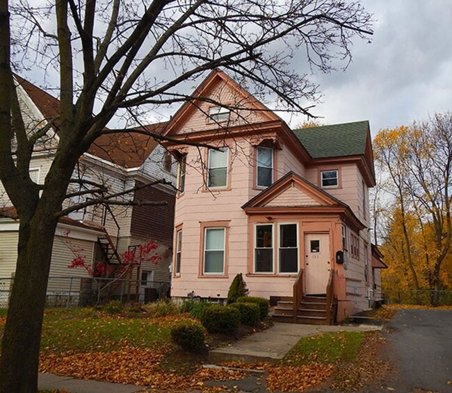 Photo - 123 Dell St Unit Dell 123.1R