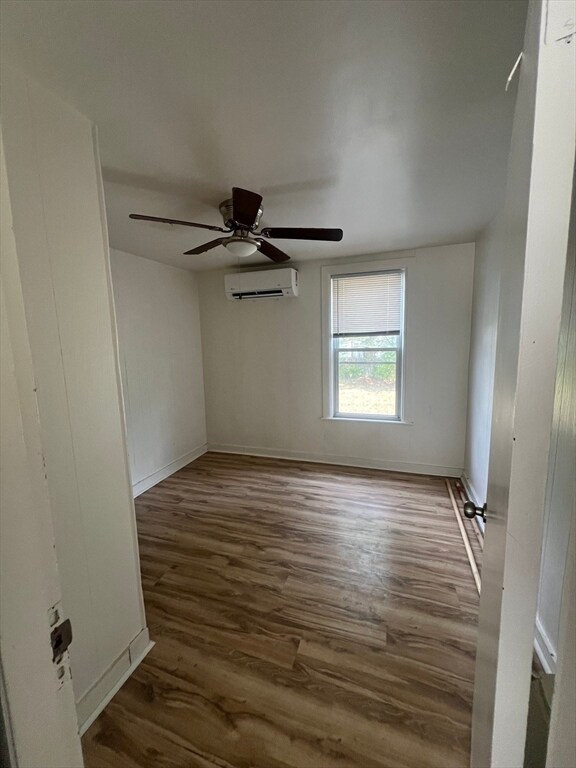 Photo - 1003 Crescent St Unit 1