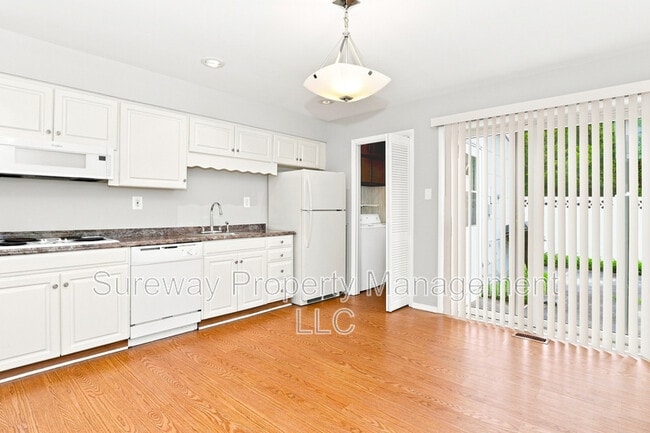17 Farragut Ct