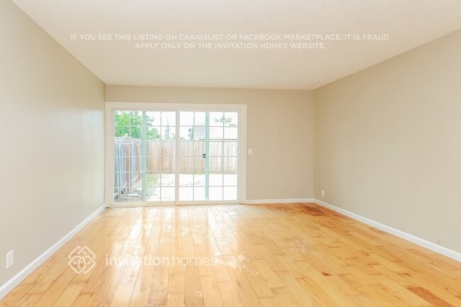 Photo - 125 Kennison Ct