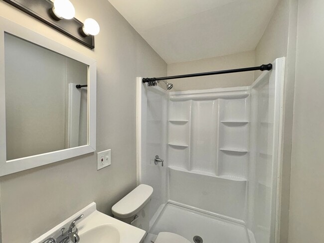 Photo - 163 Macomber Ave Unit 1B