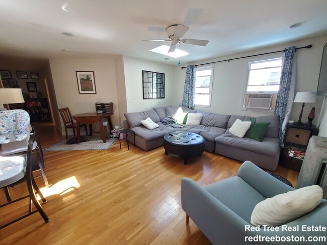 24 Burnham St Unidad 3
