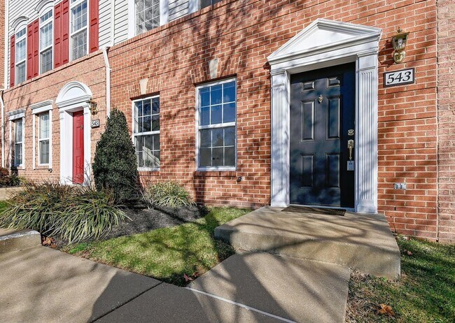 Photo - Resort-Style High View Townhome with 2-Car Garage, Private Office & Walkable Hunt Valley Location