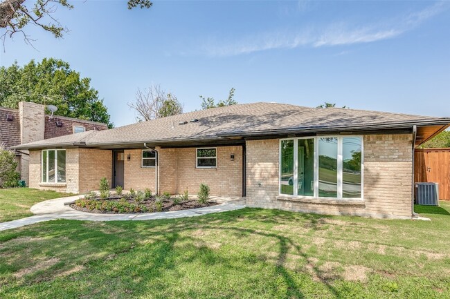 Photo - 1235 Mill Valley Dr