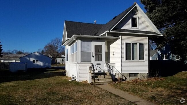 Building Photo - 1909 Clay St Rental