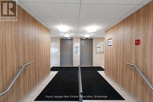 Photo - 215 Glenridge Ave Unité 1204