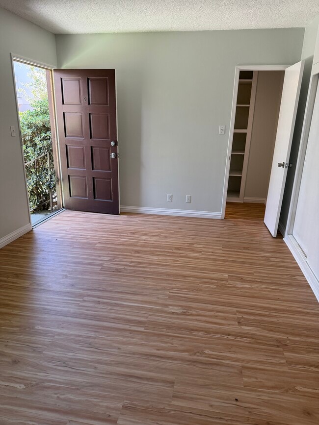 Photo - 834 10th St Unit 2