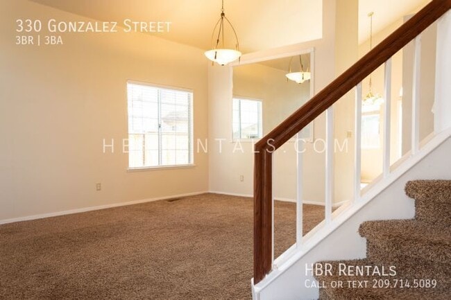 Photo - 330 Gonzalez St