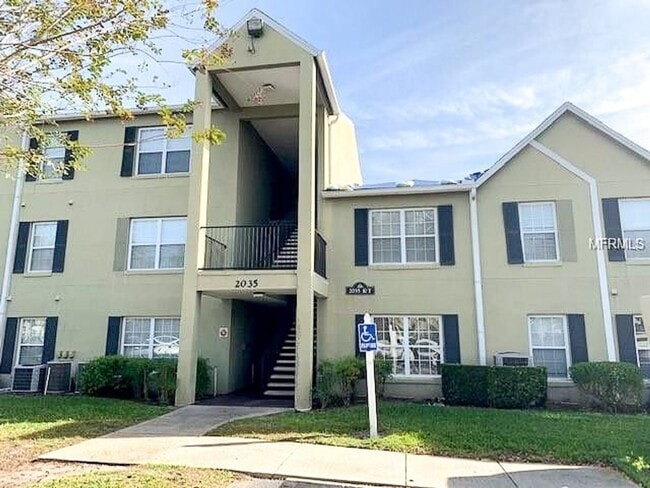 Building Photo - Beautiful 3 Bed 2 Bath WITH BONUS ROOM for...