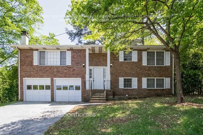 Building Photo - 215 Simpson Dr NE Rental