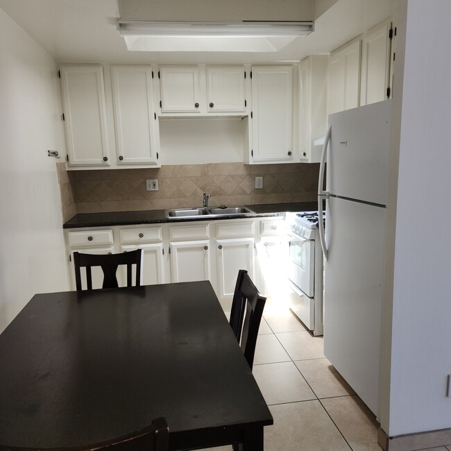 Photo - 2717 Orchard Ave