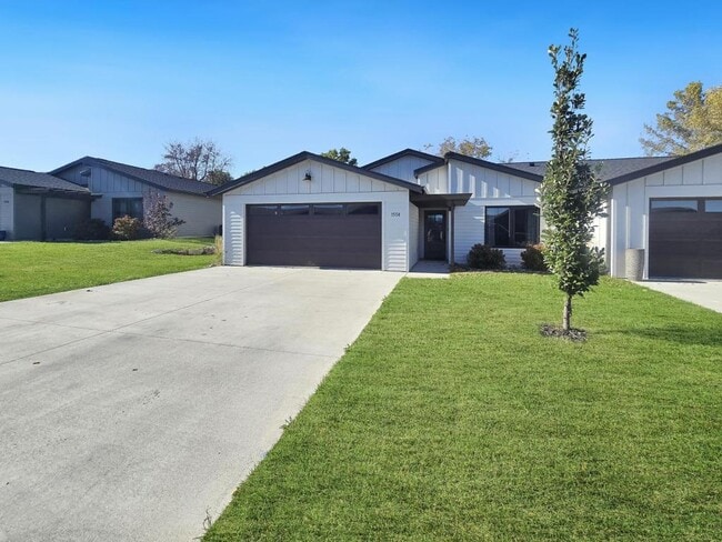 Photo - 1558 Blaine's Wy