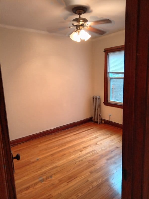 Photo - 3235 N Lockwood Ave Unidad 1