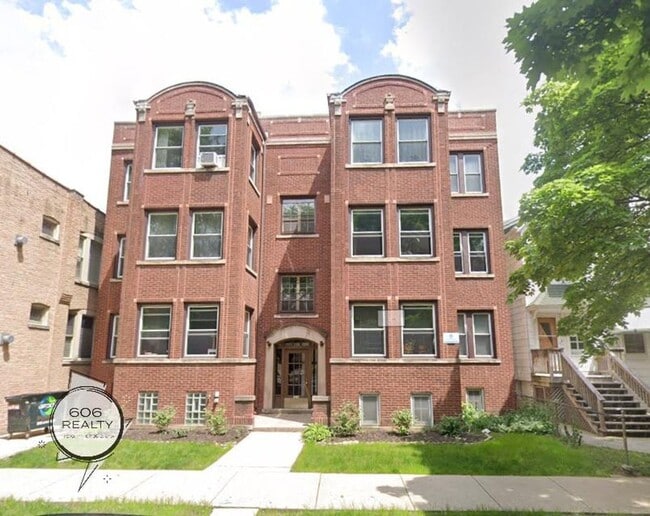 Building Photo - 3943 N Kostner Ave Unit 2