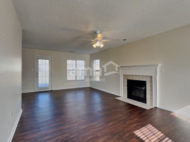 Photo - 10126 Illoria Dr