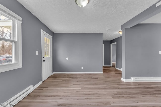 Photo - 1771 E 37th St Unidad 1773