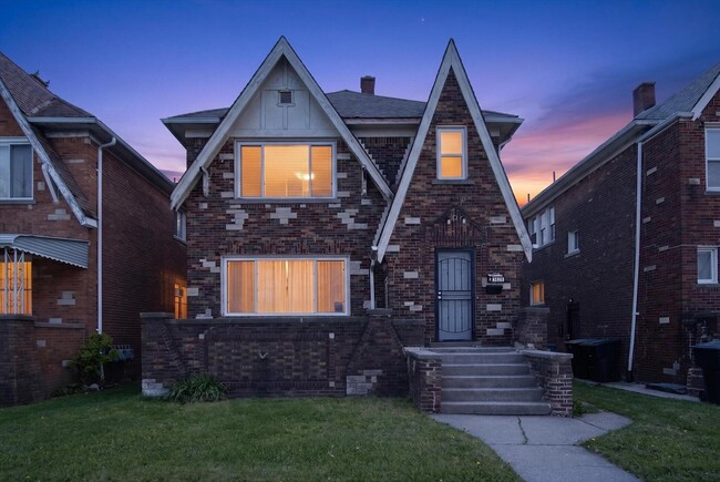 Photo - 3825 Waverly St