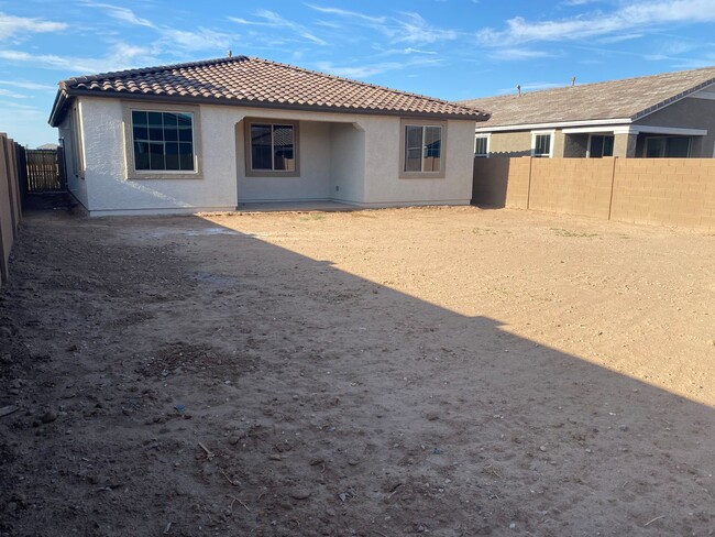 Photo - Charming Madera Rental: 3-Bed, 2-Bath Gem in Queen Creek's Heart, Complete with Upgraded Kitchen ...