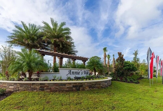 Photo - Charming 2-Bed, 2 and half-Bath Townhouse ...