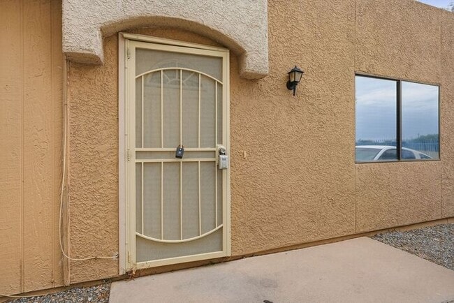 Photo - 213 W Virginia St
