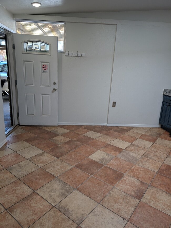 Photo - 5152 Garry Owen Rd Unit Space B