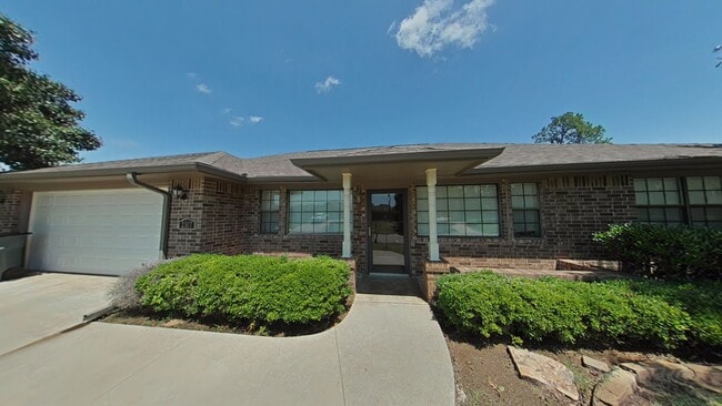 Photo - 2307 NW Crosby Park Blvd House