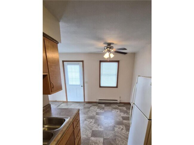 Photo - 316 S 3rd St