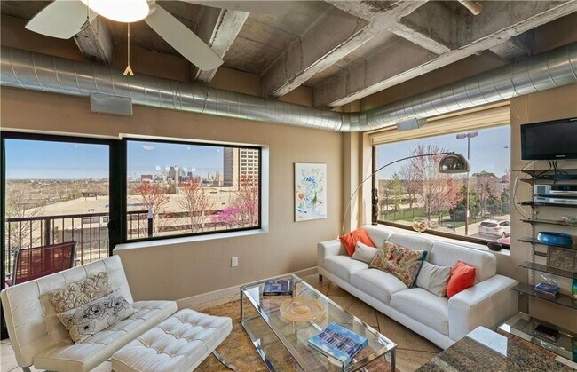 Contemporary Unit with High-End Features