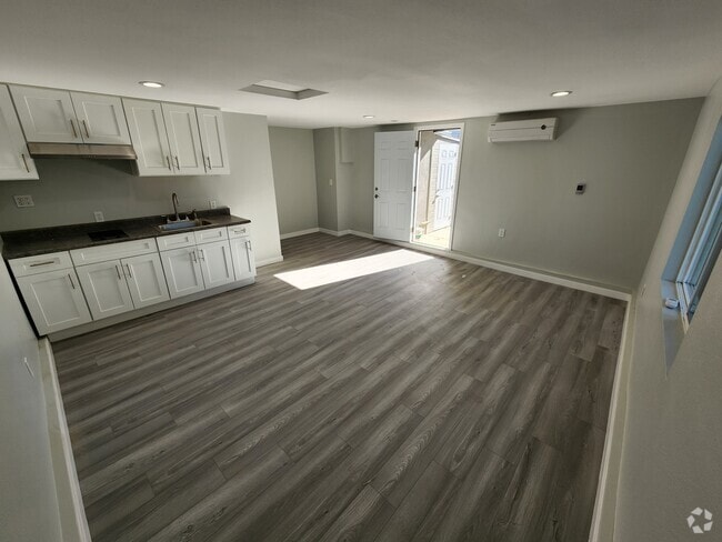 Building Photo - 7758 Zelzah Ave Rental