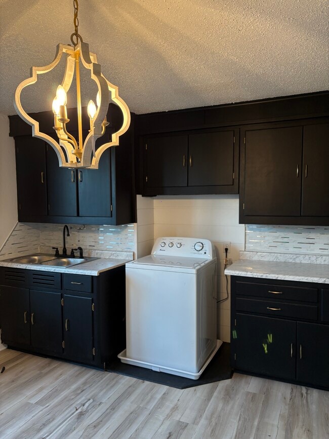 Building Photo - 151 Wisconsin Ave Unit 3