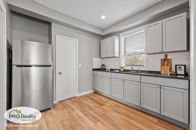 Photo - 3 Bedroom Home in South Minneapolis